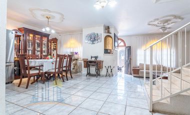 Casa en venta en Zapopan Tabachines cerca de Periferico CUCEA CUCSH