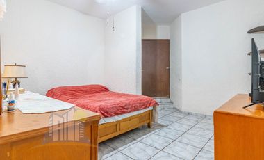 Casa en venta en Zapopan Tabachines cerca de Periferico CUCEA CUCSH