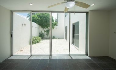 RESIDENCIA EN VENTA EN PRIVADA XCUMPICH
