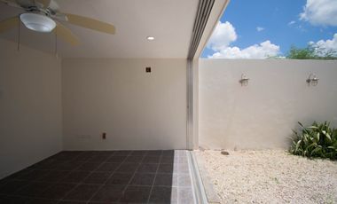 RESIDENCIA EN VENTA EN PRIVADA XCUMPICH