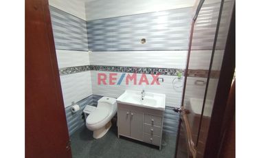 Casa En Venta De Ocasión Por Mudanza - Sta Catalina, La Victoria.
