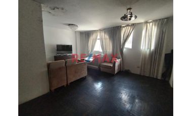 Casa En Venta De Ocasión Por Mudanza - Sta Catalina, La Victoria.