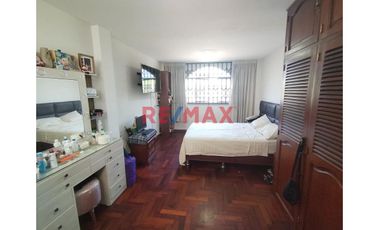 Casa En Venta De Ocasión Por Mudanza - Sta Catalina, La Victoria.