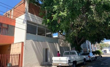 CASA EN VENTA PARA NEGOCIO