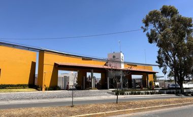 CASA EN RENTA EN BOSQUES DE LAS FUENTES CALIMAYA