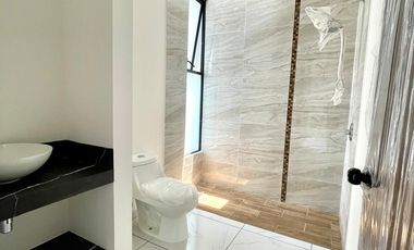 VENTA DE CASA CON ALBERCA EN CONDOMINIO DE 15 CASAS EN JIUTEPEC, MORELOS.