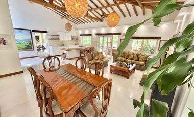 HERMOSA CASA CAMAPESTRE EN MEDIO DE LA NATURALEZA