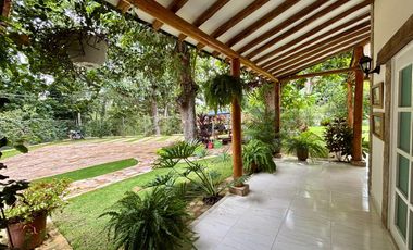 HERMOSA CASA CAMAPESTRE EN MEDIO DE LA NATURALEZA