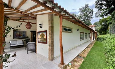 HERMOSA CASA CAMAPESTRE EN MEDIO DE LA NATURALEZA
