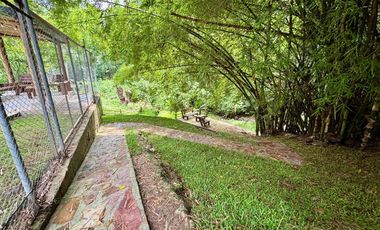 HERMOSA CASA CAMAPESTRE EN MEDIO DE LA NATURALEZA