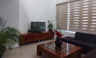 CASA A LA VENTA EN COL. REAL DE POTOSÍ, SAN LUIS POTOSÍ, SLP.