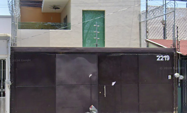 VENDO CASA EN JARDINES DE LA CRUZ, GUADALAJARA CERCA EXPO GUADALAJARA