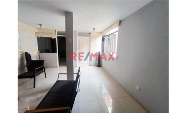 Amplio Duplex En Ate A Un Paso De Parque Ceres Y Cerca A Real Plaza Puruchuco