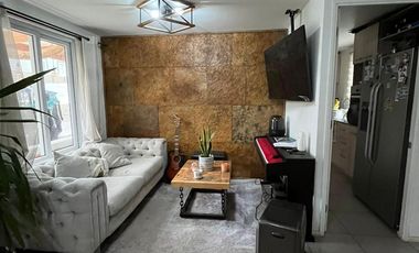 Se vende acogedora casa, Cond. Los Remos, Laguna del Sol