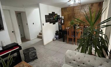 Se vende acogedora casa, Cond. Los Remos, Laguna del Sol