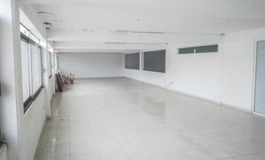 Edificio para oficinas en renta en Ciudad del Carmen en Col. Tila