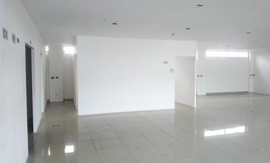 Edificio para oficinas en renta en Ciudad del Carmen en Col. Tila
