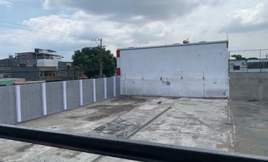 EN ALQUILER TERRENO COMERCIAL ESQUINERO EN CDLA. LOS ESTEROS, SUR GUAYAQUIL