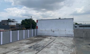 EN ALQUILER TERRENO COMERCIAL ESQUINERO EN CDLA. LOS ESTEROS, SUR GUAYAQUIL
