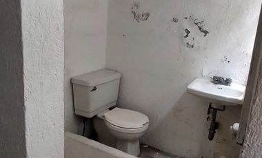 3 min CC Sta Fe, excelente casa cond hor, 2 rec, 2 baños, 2 est, jardin, $17,000 incl mant