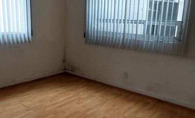 3 min CC Sta Fe, excelente casa cond hor, 2 rec, 2 baños, 2 est, jardin, $17,000 incl mant