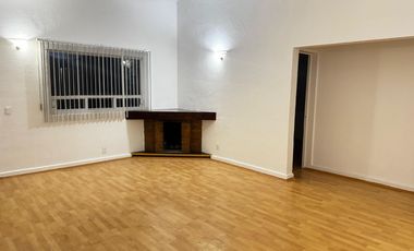3 min CC Sta Fe, excelente casa cond hor, 2 rec, 2 baños, 2 est, jardin, $17,000 incl mant