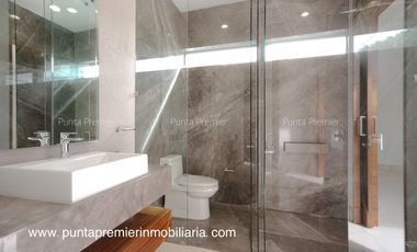Casa en Coto Puerta Plata de Lujo en Venta Av Universidad Puerta Hierro Zapopan