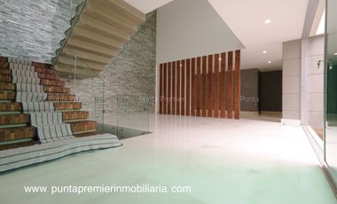 Casa en Coto Puerta Plata de Lujo en Venta Av Universidad Puerta Hierro Zapopan