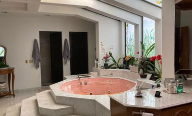 Casa en Venta en Bosques de las Lomas