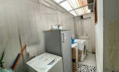 Casa sector regional de dos pisos, pareada $ 200.000.000