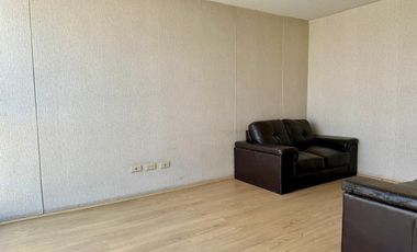 ✨🏠 Amplio, iluminado y frente a la 🏊‍♀️ piscina: Dúplex familiar en el mejor clima de Lima ☀️🌿