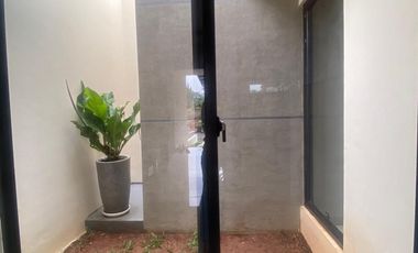Rumah Strategis 2 Lantai Dekat Stasiun Rawa Buntu Tangsel, Murah Jual Dijual