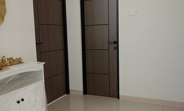 Rumah Strategis 2 Lantai Dekat Stasiun Rawa Buntu Tangsel, Murah Jual Dijual