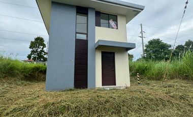 House and Lot in Avida Woodhill Settings Nuvali for Sale Ready for Occupancy near Miriam College Laguna