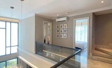 Rumah Mewah 13 M Jakarta Barat Citra Lake Villa