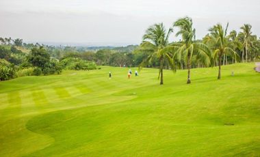 AVAILABLE FOR RENT– Golf Property House and Lot in Silang near Tagaytay for foreigners with Philippine Retirement Visa assistance
