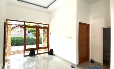 Rumah Baru Desain Modern di Panjatan Kulon Progo