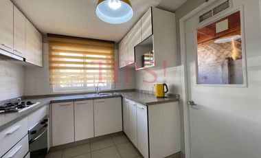 Casa 3d+1b+3est. En Condominio Los Coihues, Lampa