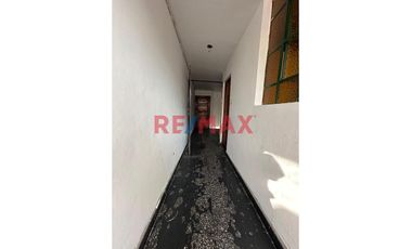 Se Vende Casa De 4 Pisos Cerca A Gamarra