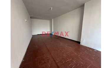 Se Vende Casa De 4 Pisos Cerca A Gamarra
