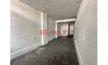 Se Vende Casa De 4 Pisos Cerca A Gamarra