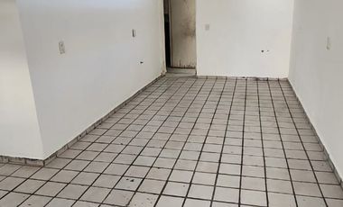 Venta de Bodega en Centro de Monterrey