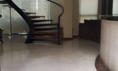 Venta Edificio para oficinas en Fracc. Vallarta Poniente, cerca de la Minerva