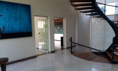 Venta Edificio para oficinas en Fracc. Vallarta Poniente, cerca de la Minerva