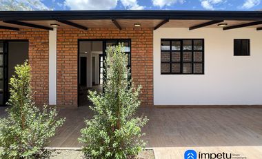 Casa en venta en sector Ceibopamba cerca de la avenida principal y a pocos minutos del centro de Malacatos