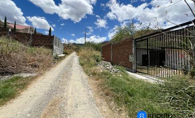 Casa en venta en sector Ceibopamba cerca de la avenida principal y a pocos minutos del centro de Malacatos