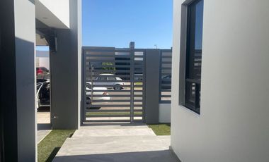 Se Rnta Casa en Duara Residencial
