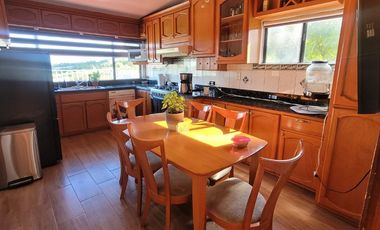 Casa en RENTA en Colinas de Aguacaliente.  💎USO COMERCIAL permitido💎