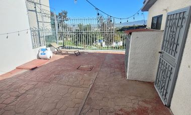 Casa en RENTA en Colinas de Aguacaliente.  💎USO COMERCIAL permitido💎