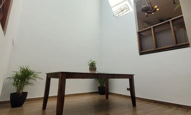 Casa en RENTA en Colinas de Aguacaliente.  💎USO COMERCIAL permitido💎